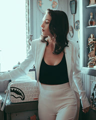 SPLIT THE CHECK (PEARL) TOILETRY BAG