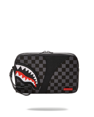 HENNY AIIR TO THE THRONE TOILETRY BAG