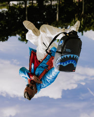 SHARK CENTRAL LATE ARRIVAL DLXSV BACKPACK